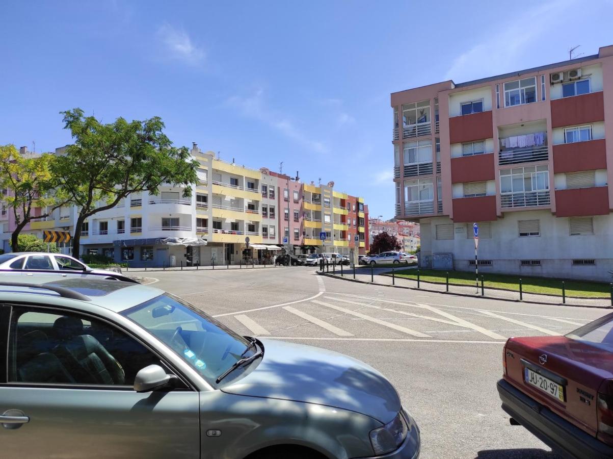 Guest House Patrocinio Corroios Εξωτερικό φωτογραφία